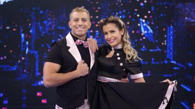 Kaysar Dadour e sua parceira de dança após apresentação na Dança dos Famosos 