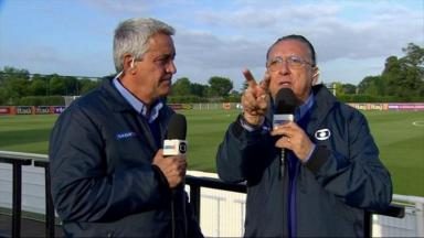 Mauro Naves e Galvão Bueno durante reportagem da Globo 