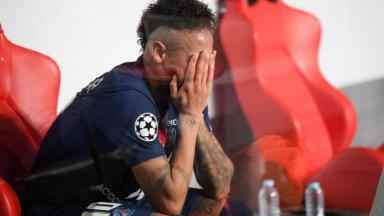 Neymar arrasado após perder a Champions 