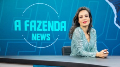 Fabiana Oliveira no cenário de A Fazenda News 