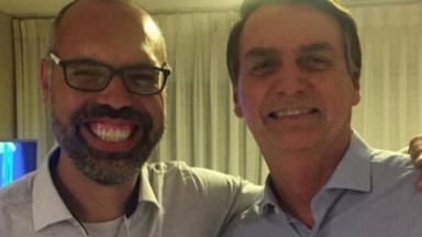 Allan dos Santos e Bolsonaro em foto 