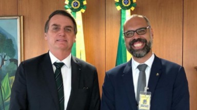 Allan dos Santos e Jair Bolsonaro em foto 
