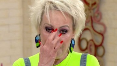 Ana Maria Braga chorando na Globo 