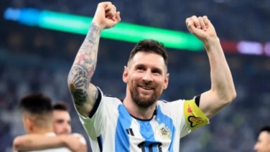Lionel Messi comemorando classificação da Argentina para a final da Copa do Mundo 