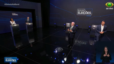  Debate terminou com confusão 