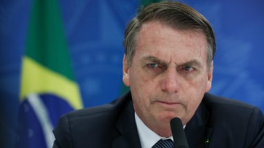 Bolsonaro em discurso 