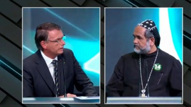 Bolsonaro e padre Kalmon, no debate do SBT 