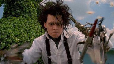 Johnny Depp como Edward Mãos de Tesoura 