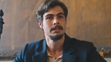 Rafael Vitti como Davi na novela Além da Ilusão 