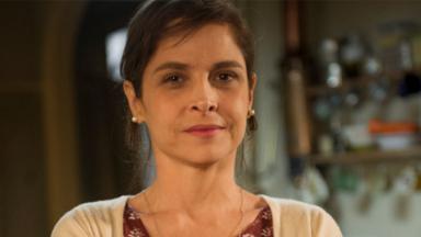 Drica Moraes como Cora na novela Império, em reprise na Globo 