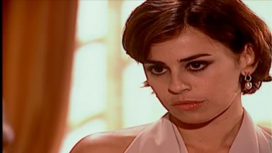 Daniela Escobar em cena na novela O Clone 
