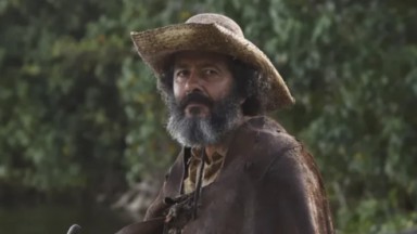 Marcos Palmeira como o Velho do Rio em cena do último capítulo da novela Pantanal, da Globo 