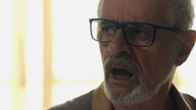 Marcos Caruso como Dante na novela Travessia, em reta final na Globo 