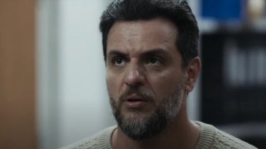 Rodrigo Lombardi como Moretti na novela Travessia, da Globo 