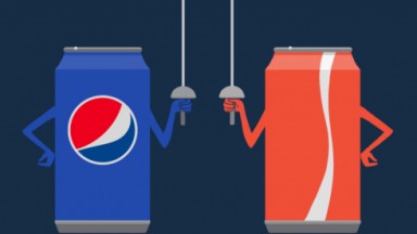 Lata de Pepsi e Coca com espada 