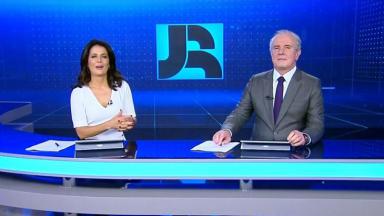 Adriana Araújo e Celso Freitas no Jornal da Record 