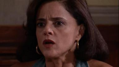 Marieta Severo em cena como Alma na novela Laços de Família, em reprise no Vale a Pena Ver de Novo, na Globo 
