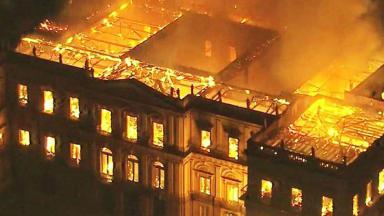 Incêndio no Musel Nacional no Rio de Janeiro  