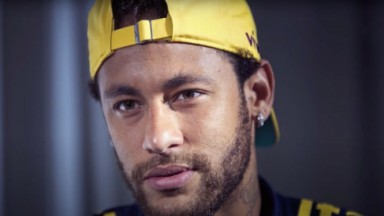 Neymar durante cenas do documentário da ESPN 