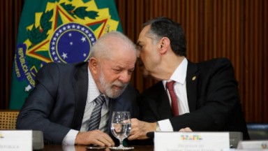 Presidente do STF e Lula em foto 
