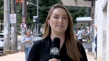A repórter Mariana Távora, do SBT em Goiânia, chorou ao vivo em telejornal local 