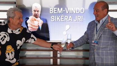 O apresentador Sikêra Jr e o vice-presidente da RedeTV!, Marcelo de Carvalho 