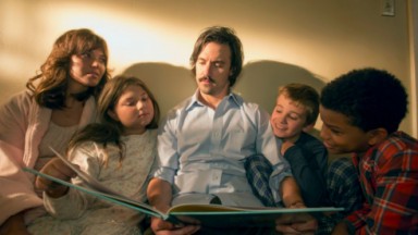 Família Pearson é o mote da história de This is Us: série estreia em novembro na Globo  