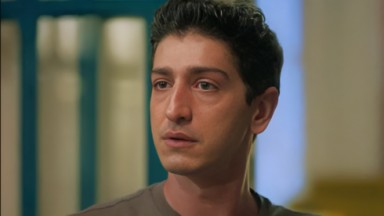 Johnny Massaro como Daniel na novela Terra e Paixão, em exibição na Globo 