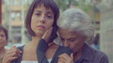 Andreia Horta, Marieta Severo e Danton Mello em cena da novela Um Lugar ao Sol, em exibição na Globo 