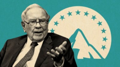 Warren Buffet e o logo da Paramount 