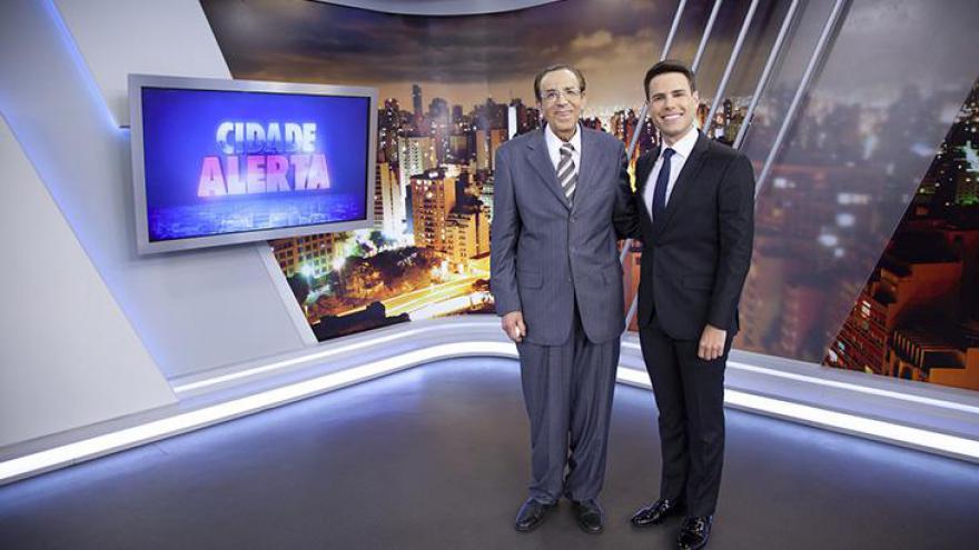 \"Jornal da Record\" revive atrações em homenagem aos 65 anos da Record TV