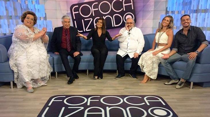 No \"Fofocalizando\", Lívia Andrade desperdiça oportunidade como apresentadora