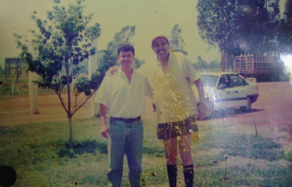 Foto misteriosa de professor Girafales no Brasil aparece após 23 anos; veja
