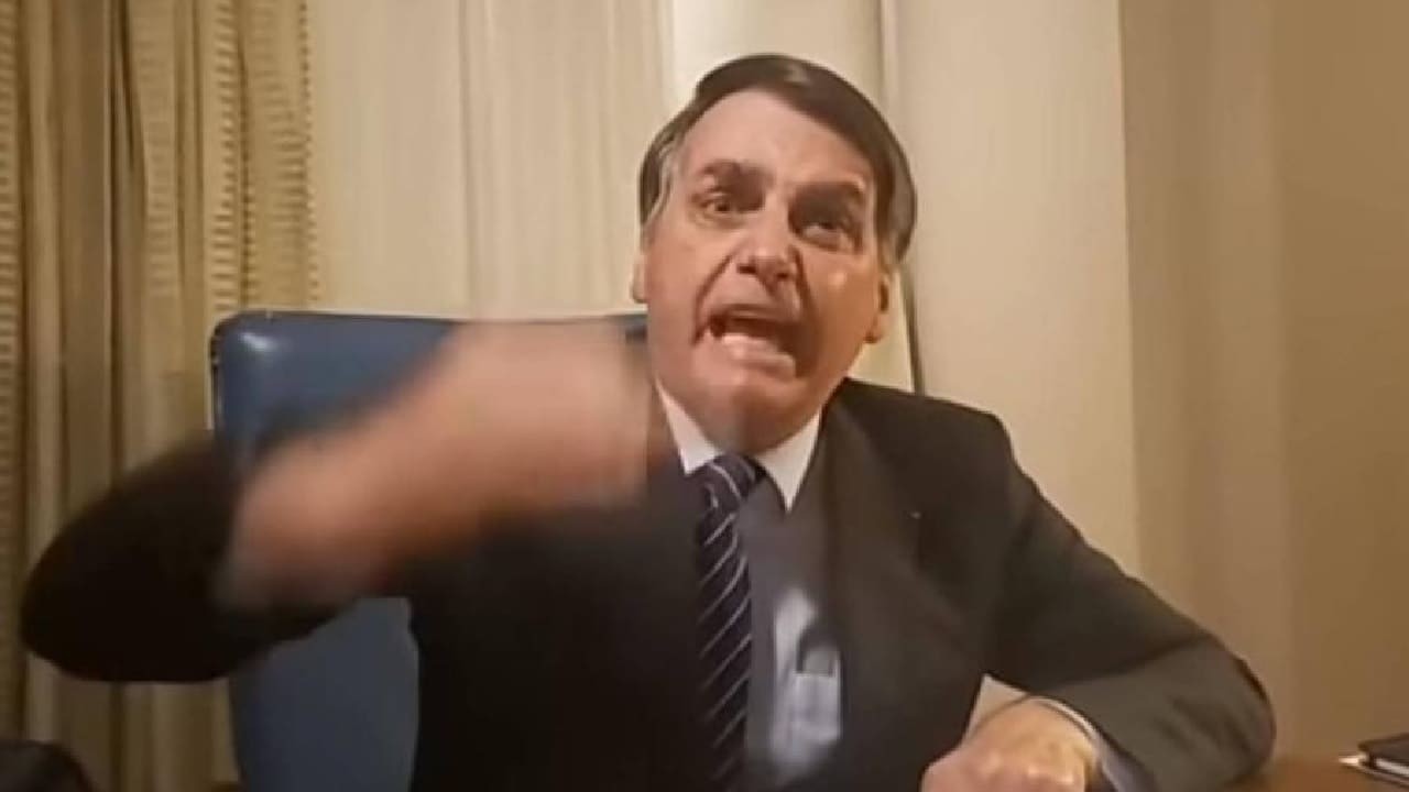 5 vezes em que Bolsonaro gritou e ameaçou acabar com a Globo