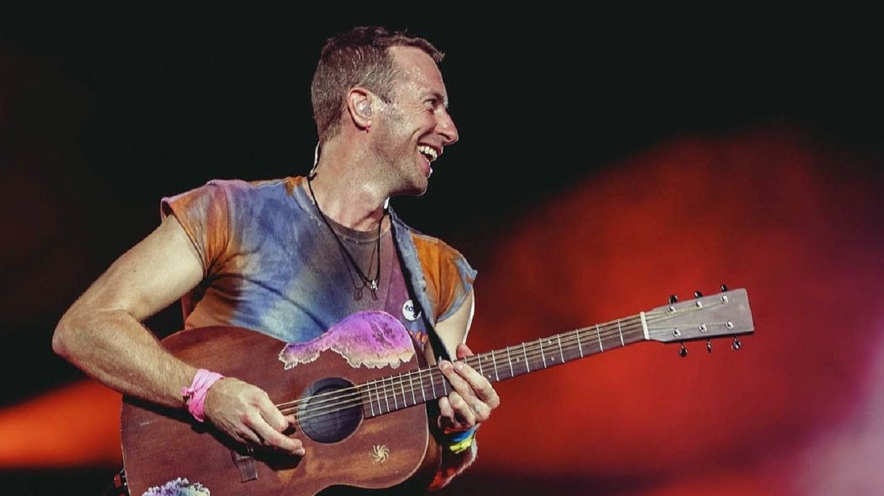 Coldplay anuncia novas datas de shows que foram adiados no Brasil