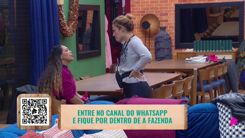 A Fazenda 18: Darlin Ferrattry e Giovanna Gold protagonizam novo barraco: \"Agora chega!\"