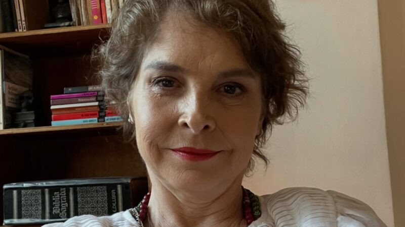 Drica Moraes reclama de barulho em escola e é criticada