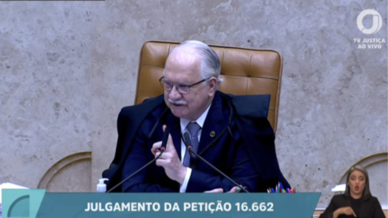 Gilmar Mendes brinca sobre audiência da Globo durante conversa com Fachin