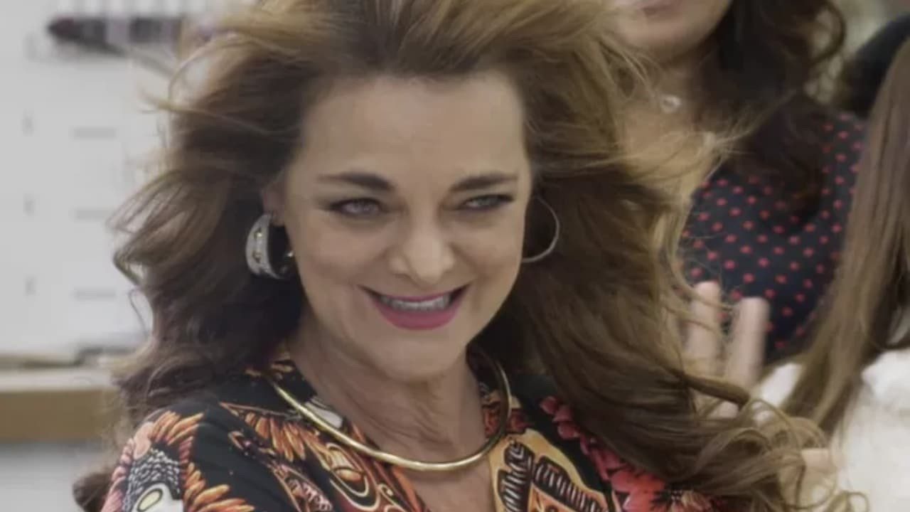 Além do Tempo: Salomé passa por transformação e fica \"linda e poderosa\"; veja