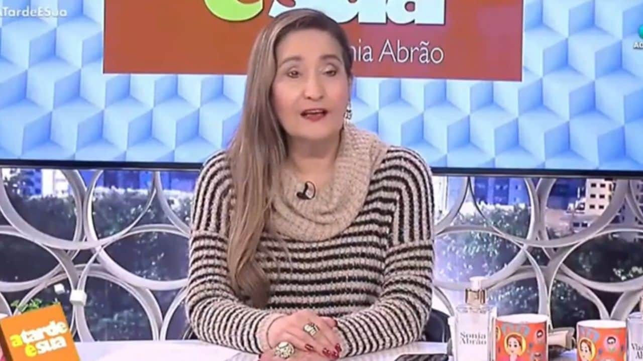 Sonia Abrão descobre que Bruno Tálamo quase foi para o Big Brother e fica chocada