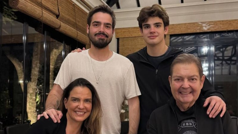 João Silva revela conselho dado pela mãe do qual não abre mão: \"Tem que ser assim\"