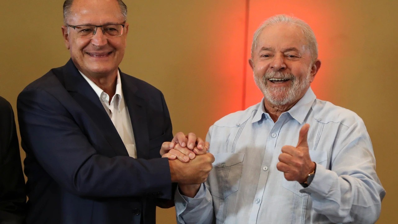 Bastidores de Brasília: Crise no governo Lula ganha novos contornos todos os dias