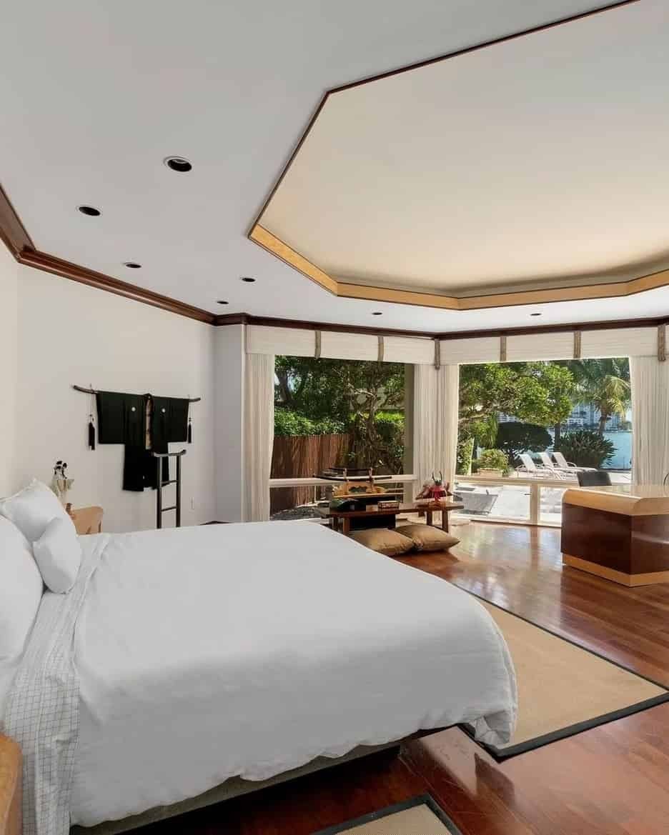 Xuxa vende mansão de R$ 174 milhões em Miami; veja fotos