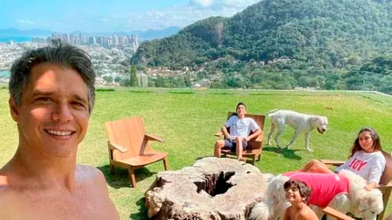 Márcio Garcia exibe sua mansão luxuosa que parece um resort; veja fotos