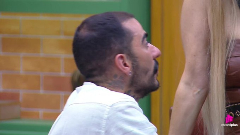 A Fazenda 18: Daniel Erthal detona Renê Thristan: \"Não quero esse cara aqui\"
