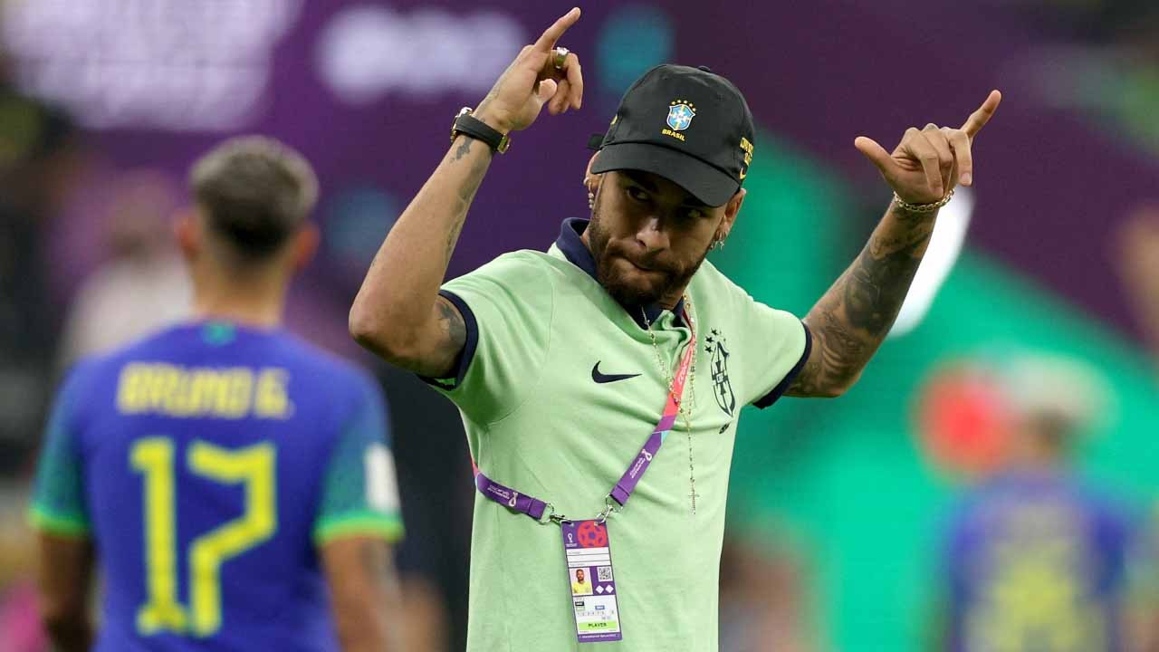 Mensagem misteriosa e relógio valioso: Neymar causa polêmica em derrota do Brasil