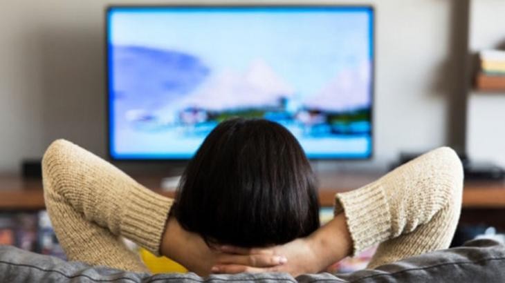 Conheça TV gigantesca que virou sonho de consumo para assistir a Copa do Mundo