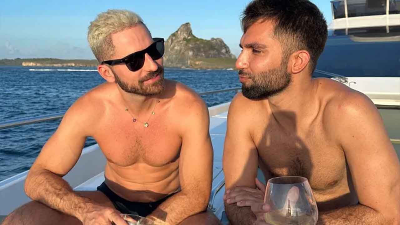 Viúvo de Paulo Gustavo mostra momentos com novo namorado em Noronha
