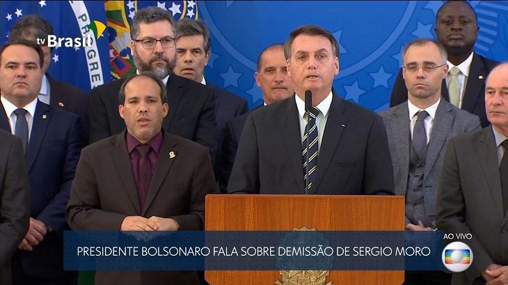 Bolsonaro não apareceu no SBT e RedeTV! no pronunciamento