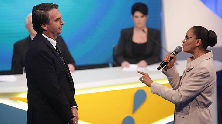 \"Minha arma, minha vida\": TV em Brasília faz trocadilho com Bolsonaro